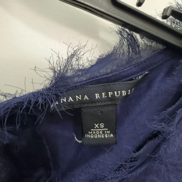 Banana Republic Women's Navy Eyelash Trim Tie Back Modal Blend Top Size XS - Picture 2 of 6